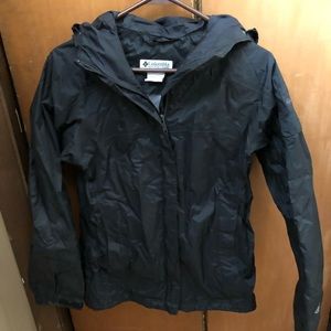 Columbia rain jacket size small